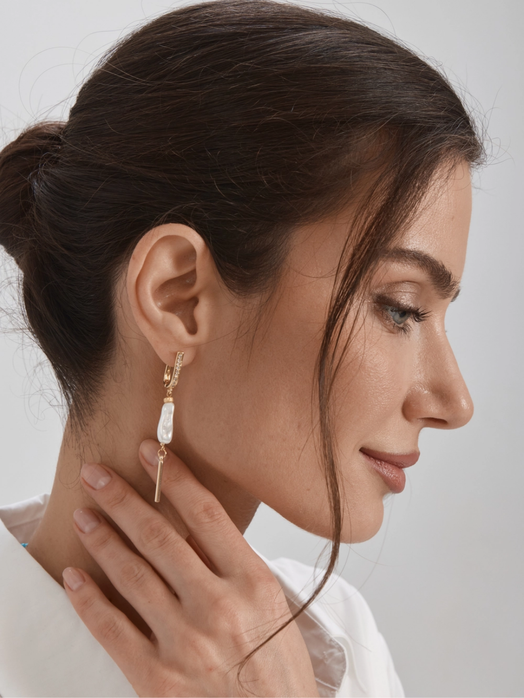 ��� �����������! 91003280 ������ Selena Pearls ������ �������, �������, ��������� �����. �������������� ��������: ������. ����� ����� � ������ ����� 6,5 ��. ������ ������� 17*6 ��.