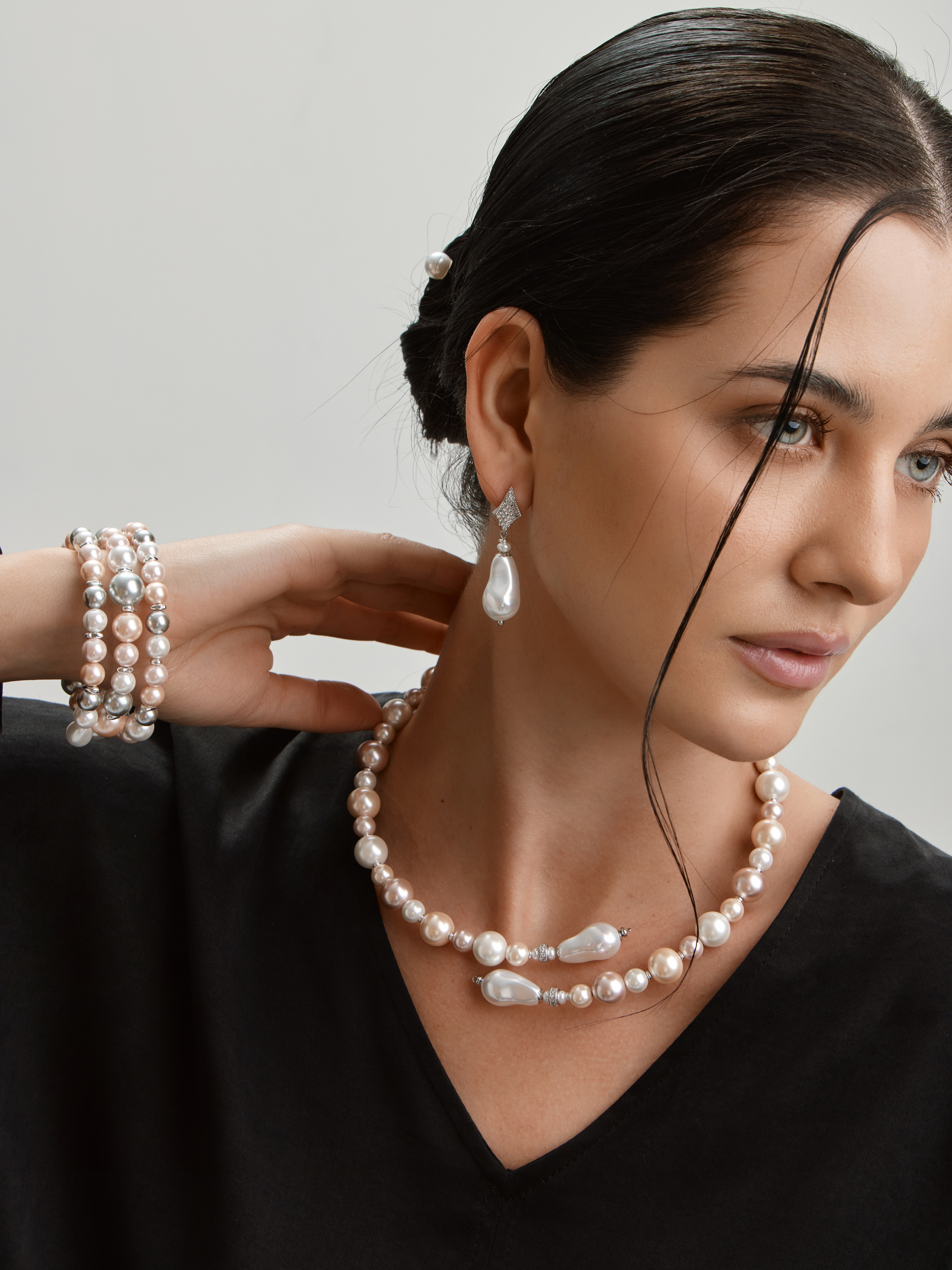 �������� �������! ��������� Selena Pearls. ����� ����� 51 ��. ������ ������� 8:12 ��. �������� ������ 13*21 ��