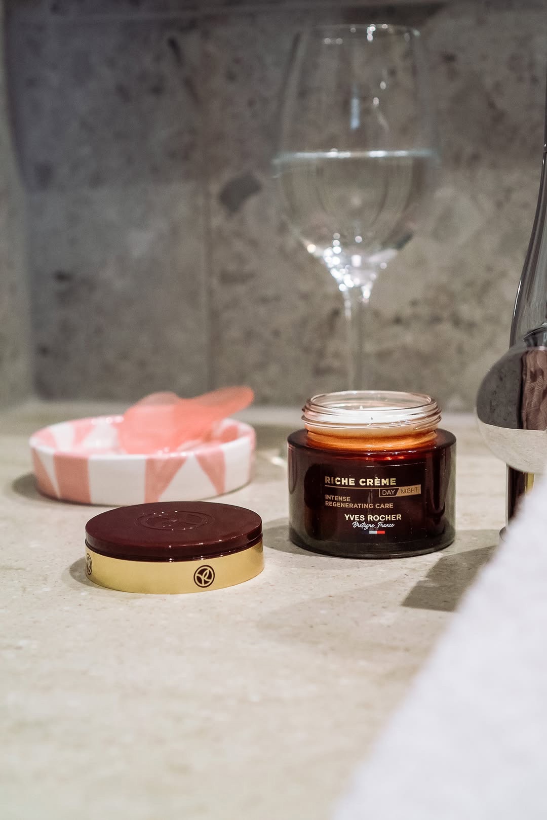 ������ �� 70% + ������� � ������! �� Y*v*e*s - R*o*c*h*e*r 