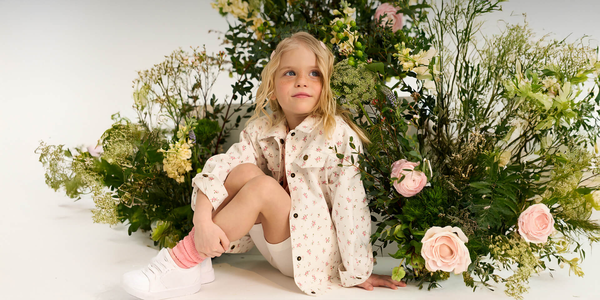 BUNGLY. ���� �� 27.04. ����/26. ������, ������� �� �������� ������ ����� � ��������� ���� �����. ��������� 