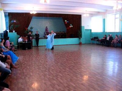 ����� � �