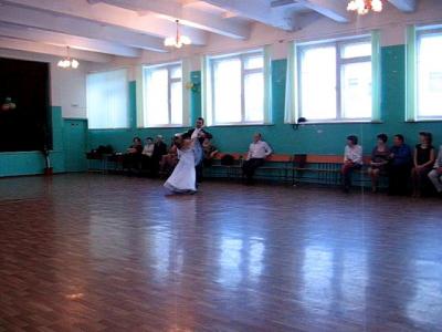 ����� � �