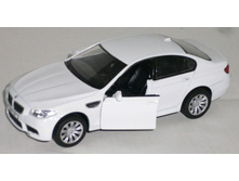 99�. BMW M5.jpg