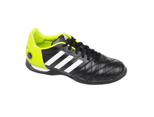 adidas-butsy-detskie-f33090.jpg