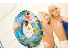���� �������� Capt\'n Sharky1.jpg