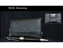 7023�.jpg