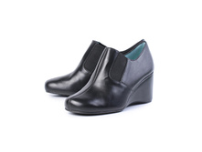 94459 BLACK NAPA. 37 �����������, 24 �� �� �������. ��� ��� % 1830 ���.
