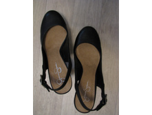 Jessica Simpson, �.9,5