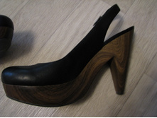 Jessica Simpson, �.9,5