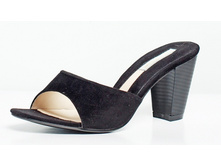 medium_347-05-12 black.jpg