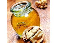 Uleiul-de-nuci---bun-pentru-inima--piele-si-hormoni[1].jpg