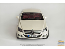 Norev Mercedes-Benz CLS 350 CGI. ������� 1:18