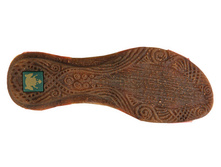 suela_wakataua-1307815041.jpg