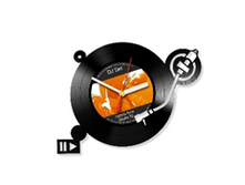 \"DJ\". ���� 750 ������