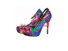 ����� Love Couture ��������� � ��������� ������ ��� 1030