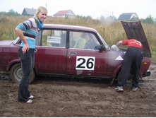 ���� � ����� � ���������. (Car breaks and sticks in slush. 50 m after start )