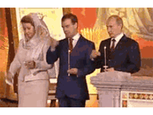46937546_putmedved1.gif