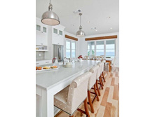 thumbs_inspiring-white-kitchen-designs-18.jpg