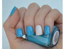 Essie i'm addicted + she said yes.JPG