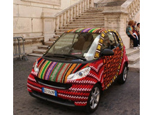 8546505-R3L8T8D-650-crochet_covered_smart_car1.jpg