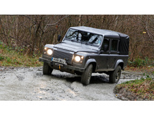 Land-Rover-Defender-110-Crew-Cab-Pick-Up-2012-1920x1080-006.jpg