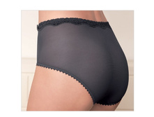 ������� The Power Of Attraction  ����� Linette �������-����� � ���������� ������ 506 �