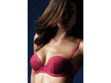 Gla*mor*ous Es*se*nce WDU.jpg