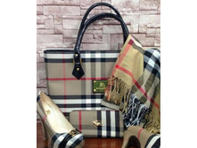 BURBERRY 004.jpg