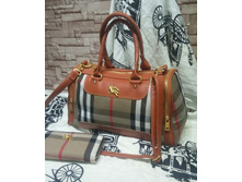 BURBERRY YC002.jpg