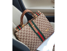 5428fd2c0d9da_gucci_004.jpg