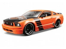 32170 ������ 2011 Ford Mustang GT 1-24.png
