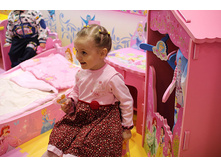 ����� ����