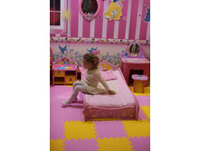 ����� ����