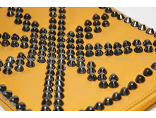 �������: KLL002