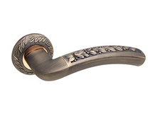 915  ��������� ����