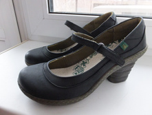 Dome 760 � ����� Antique Black