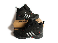 ��������� Adidas 40 ������ (�� ������� 25��.)