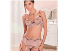 Lily-Rose ���.����