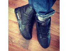 ������ � ����� Air-Max �� ���� - black- 1550 ���.