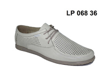 1550�. LP 068 36