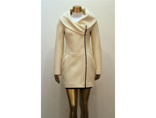 ������ 3700 �.