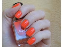 anny deep in love 2.JPG