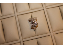 �������.