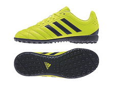 adidas-butsy-detskie-b26203.jpg