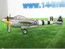 F-Toys P-38J Silver w Stripes 1.jpg