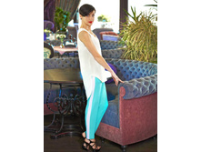 ����� ����