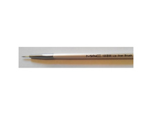 18 BW Lip liner Brush 120.00.jpg