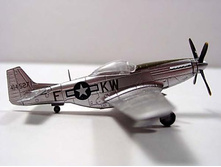 Bandai P-51D 4.jpg