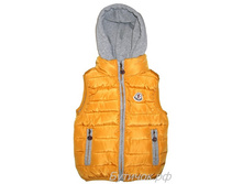����� Moncler ������ 2600 - 1000 ���.