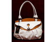 Karen D059 white